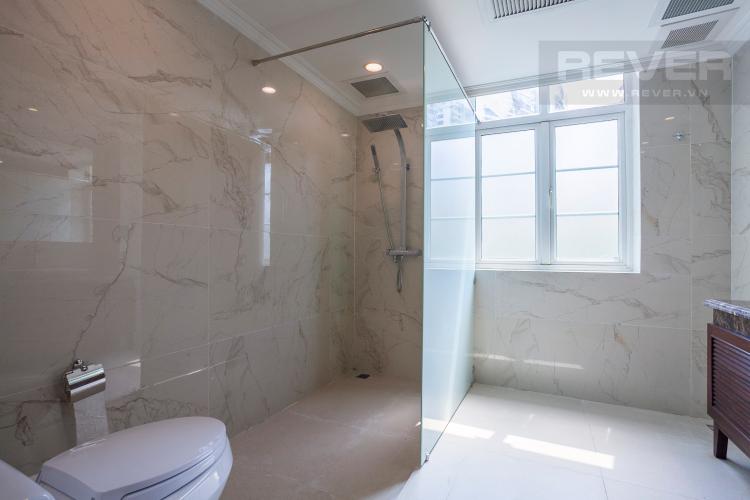 Phòng Tắm biệt thự Nhà Bè Bán hoặc cho thuê biệt thự KDC Kim Long, Nhà Bè, diện tích đất 10x21m, đầy đủ nội thất cao cấp, cửa hướng Nam