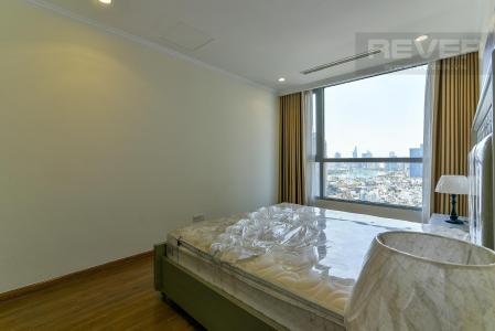 Phòng ngủ căn hộ VINHOMES CENTRAL PARK Cho thuê căn hộ Vinhomes Central Park 2PN, tháp Landmark 3, đầy đủ nội thất, view thành phố