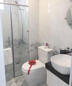 Nhà vệ sinh Conic Riverside, Quận 8 Căn hộ Conic Riverside tầng cao đón gió, nội thất cơ bản.