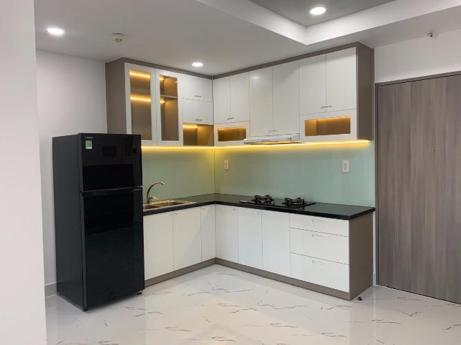 Căn hộ Saigon South Residence tầng trung, đầy đủ nội thất, view sông.
