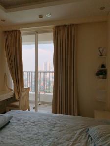 Phòng ngủ căn hộ THẢO ĐIỀN PEARL Cho thuê căn hộ Thảo Điền Pearl thuộc tháp 1 tầng thấp, diện tích 98m2 - 2 phòng ngủ, đầy đủ nội thất