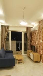 Phòng khách căn hộ Homyland 2 Căn hộ tầng trung Homyland 2 Block B, thiết kế hiện đại.