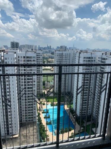 View căn hộ Saigon South Residence Căn hộ Saigon South Residence tầng cao, đầy đủ nội thất