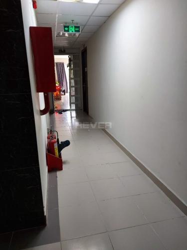 Hành lang chung cư Căn hộ chung cư An Hội 3 tầng thấp cửa chính hướng Nam.