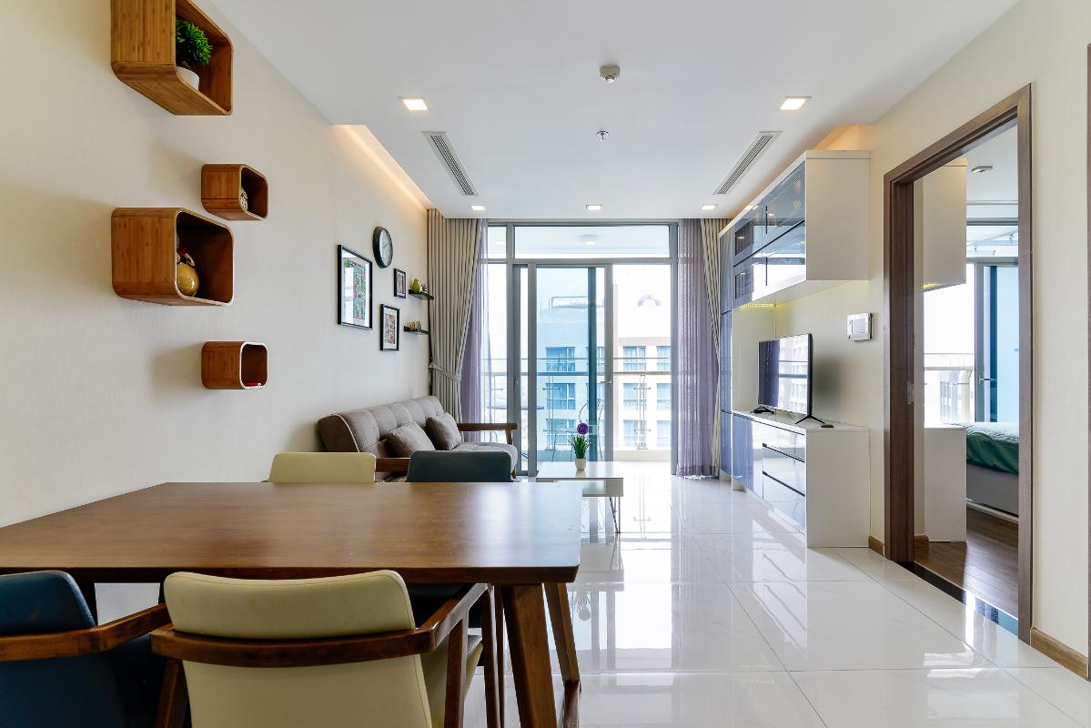 cover Bán căn hộ Vinhomes Central Park 1PN, tháp Park 7, đầy đủ nội thất, view hồ bơi và mé sông