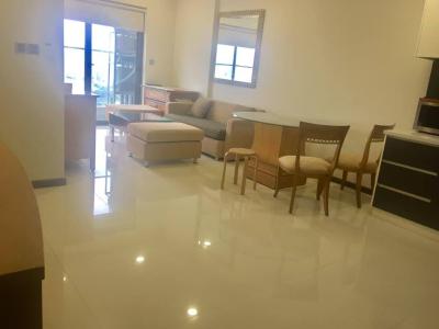 Phòng khách căn hộ DE CAPELLA Cho thuê căn hộ De Capella 2PN, block B, diện tích 80m2, đầy đủ nội thất, hướng ban công Đông Bắc