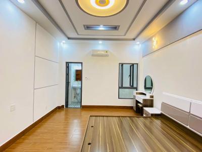 Phòng ngủ Nhà phố Q.Gò Vấp hướng Bắc bàn giao đầy đủ nội thất, có sổ hồng riêng.
