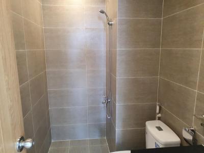  Phòng tắm căn hộ Saigon Gateway Bán căn hộ Saigon Gateway tầng trung, 2 phòng ngủ, diện tích 66m2, nội thất cơ bản