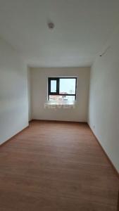 Phòng ngủ căn hộ Centum Wealth Căn hộ Centum Wealth nội thất cơ bản, view thành phố thoáng mát.