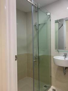 WC Diamond Riverside, Quận 8 Căn hộ Diamond Riverside tầng trung, hướng công viên ven sông.