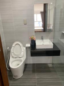 Phòng tắm , Căn hộ Sunrise Cityview , Quận 7 Căn hộ Sunrise City View tầng 25 view thành phố thoáng mát, đầy đủ nội thất.