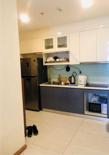 Phòng bếp căn hộ 2PN Vinhomes Central Park Cho thuê căn hộ Vinhomes Central Park thuộc tòa Park 6 tầng cao, diện tích 70m2 
