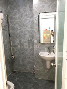 Phòng tắm căn hộ Belleza Apartment, Quận 7 Căn hộ Belleza Apartment tầng 10 bàn giao đầy đủ nội thất.