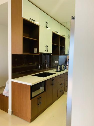 Gian bếp căn hộ SUNRISE RIVERSIDE Bán căn hộ Sunrise Riverside 3 phòng ngủ thuộc tầng thấp, diện tích 83.15m2