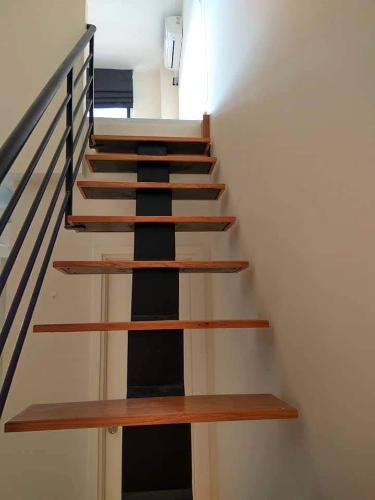 Cầu thang M-One Nam Sài Gòn, Quận 7 Căn hộ Office-tel M-One Nam Sài Gòn tầng thấp, view quận 1 sầm uất