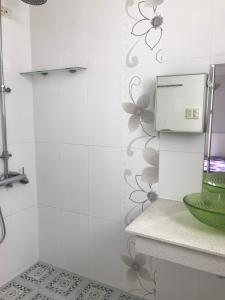 Toilet Sky Garden 3, Quận 7 Căn hộ Sky Garden tầng trung, bàn giao đầy đủ nội thất.