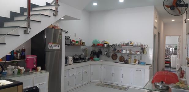 Phòng tắm Nhà phố quận 7 Bán nhà phố đường hẻm đường Huỳnh Tấn Phát, phường Phú Thuận, quận 7, diện tích đất 69.7m2, nội thất cơ bản.