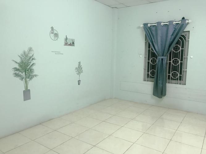 Phòng ngủ nhà phố quốc lộ 13, Thủ Đức Nhà phố hẻm Quốc lộ 13 hướng Đông Nam, sổ hồng riêng.