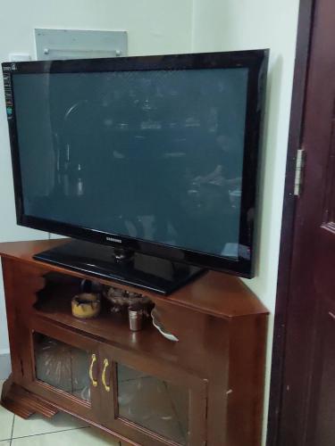 Phòng khách căn hộ CHUNG CƯ KHANG GIA Bán căn hộ chung cư Khang Gia 2PN, diện tích 73m2, đầy đủ nội thất, hướng cửa Đông Nam