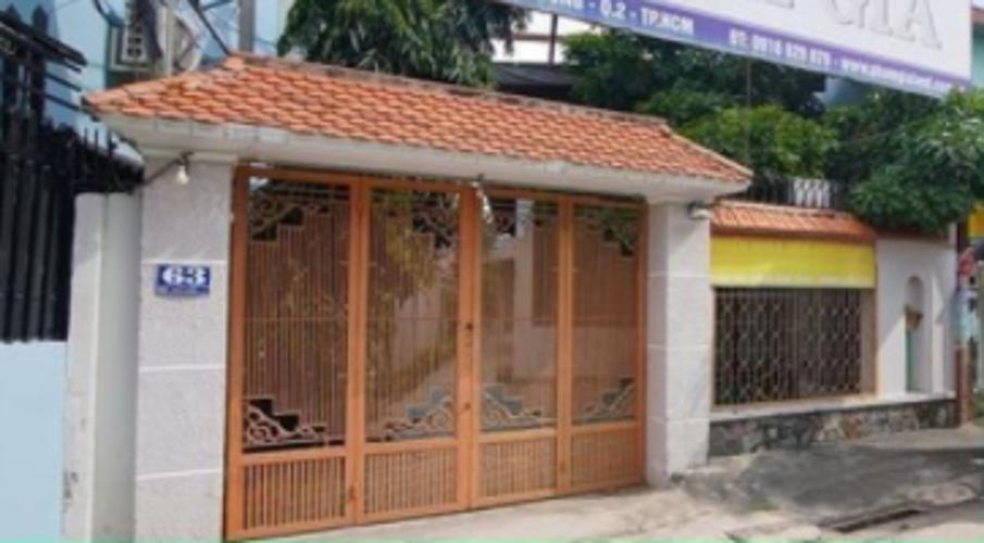 Nhà mặt tiền quận 2 rộng 150m2, thuận tiện kinh doanh.