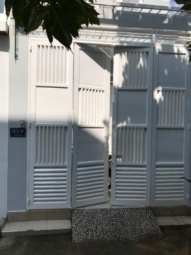 Bên trong nhà phố quận 7 Cho thuê nhà phố 3 tầng đường Nguyễn Văn Quỳ, phường Phú Thuận, quận 7, diện tích đất 70m2, đầy đủ nội thất