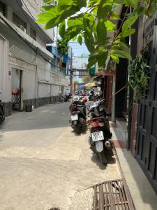 Bán nhà đầu hẻm 196 Tô Hiến Thành, Quận 10, sổ hồng, cách CMT8 500m