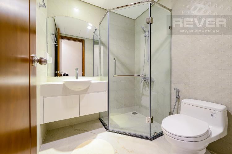 phòng tắm 2 Căn góc Vinhomes Central Park tầng cao C1 view trực diện sông
