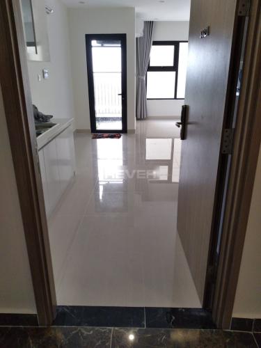 Phòng khách căn hộ Vinhomes Grand Park Căn hộ tầng cao Vinhomes Grand Park nội thất cơ bản, view thành phố.