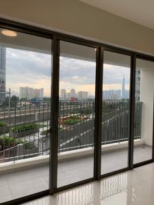 View Căn hộ MASTERI AN PHÚ Bán căn hộ Masteri An Phú tầng thấp, diện tích 99.3m2 - 3 phòng ngủ, nội thất cơ bản