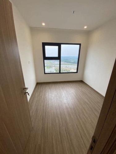 Phòng ngủ Vinhomes Grand Park Quận 9 Căn hộ Vinhomes Grand Park tầng trung nội thất cơ bản, view thành phố và sông.