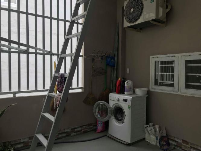 Sân thượng nhà phố quận 9 Bán nhà hẻm 1 sẹc 3 tầng Quận 9, diện tích 4x12.5m, sổ hồng pháp lý đầy đủ, giao nhà ngay.