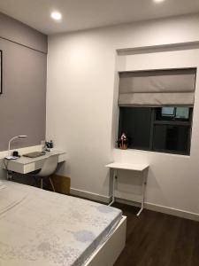 Phòng ngủ căn hộ Thủ Thiêm Garden Quận 9 Căn hộ Thủ Thiêm Garden tầng 10 đón view sông mát mẻ, đầy đủ nội thất.