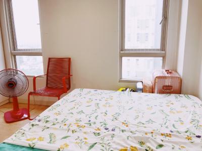 Phòng ngủ căn hộ The Parcspring Bán căn hộ đầy đủ nội thất The Parcspring, ban công Đông Nam