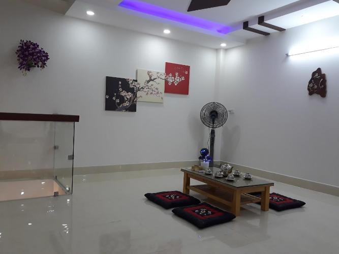 Lầu 1 nhà phố Quận 9 Bán nhà 3 tầng hẻm 47 Trường Lưu, Quận 9, DT 52m2, gần chợ Long Trường