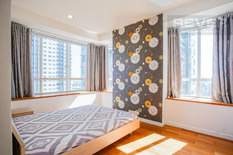 Phòng Ngủ Lớn căn hộ Sunrise City Bán căn hộ Sunrise City 2PN, đầy đủ nội thất, diện tích 105m2, view hồ bơi và thành phố