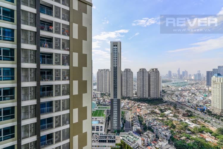 View Căn hộ Vinhomes Central Park 3 phòng ngủ tầng cao L4 nhà trống
