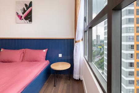 Phòng ngủ căn hộ The Sun Avenue Căn hộ The Sun Avenue tầng trung, view thành phố nhộn nhịp.