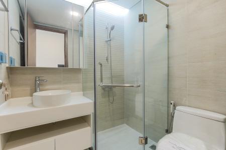 Phòng Tắm 2 Căn hộ Vinhomes Central Park 2 phòng ngủ tầng trung P3 view hồ bơi