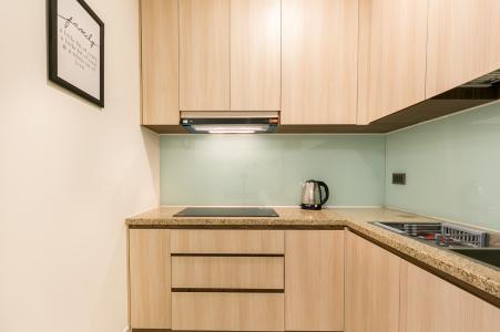 Phòng bếp officetel SAIGON ROYAL Bán căn hộ officetel Saigon Royal, tầng thấp, diện tích 35m2, đầy đủ nội thất