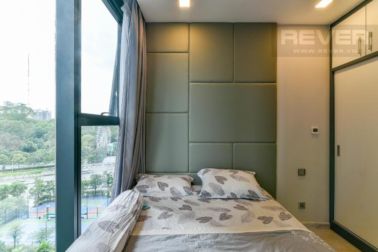 Phòng ngủ căn hộ Vinhomes Golden River Bán hoặc cho thuê Vinhomes Golden River 2PN, tháp The Aqua 1, đầy đủ nội thất, view sông và nội khu