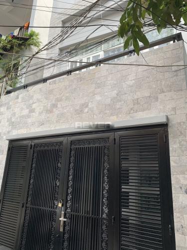 Mặt tiền nhà phố Huỳnh Tấn Phát, Quận 7 Nhà phố diện tích sử dụng 125m2, hiện trạng còn mới.