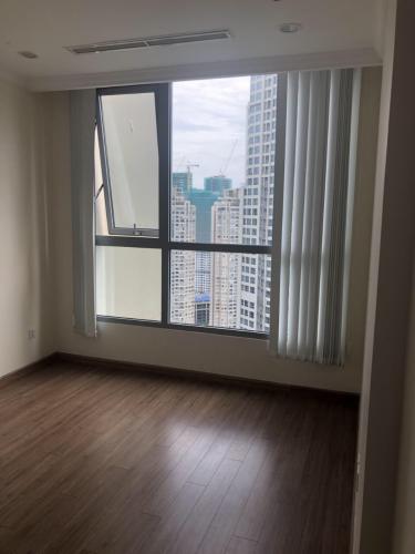 Phòng ngủ Cho thuê căn hộ 1 phòng ngủ Vinhomes Central Park, diện tích 53.4m2, thiết kế hiện đại, dọn vào ở ngay.