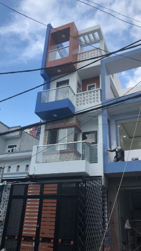 Mặt tiền nhà Tân Phú Nhà phố hướng Tây Bắc diện tích sử dụng 185m2, nội thất cơ bản.