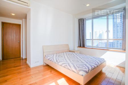 Phòng Ngủ Lớn căn hộ Sunrise City Bán căn hộ Sunrise City 2PN, đầy đủ nội thất, diện tích 105m2, view hồ bơi và thành phố