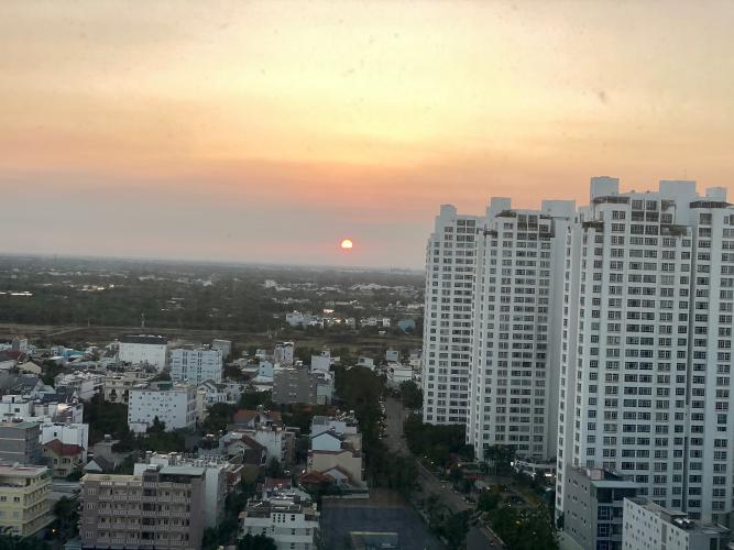 View căn hộ The Park Residence Bán căn hộ view thành phố The Park Residence tầng cao, đầy đủ nội thất.