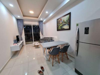 Phòng khách căn hộ Prosper Plaza, Quận 12 Căn hộ Prosper Plaza nội thất cơ bản, view thành phố sầm uất.