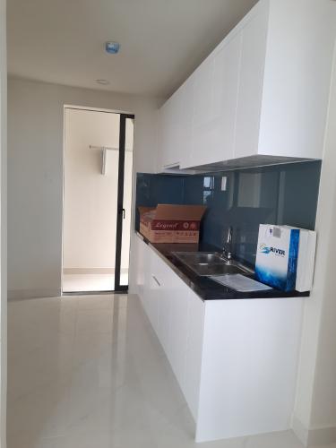 Phòng bếp Green River, Quận 8 Căn hộ Green River nội thất cơ bản, view công viên.