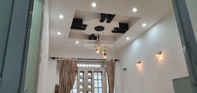 Bên trong biệt thự Lương Định Của, Quận 2 Biệt thự mặt tiền quận 2, diện tích 140m2, hướng Tây.