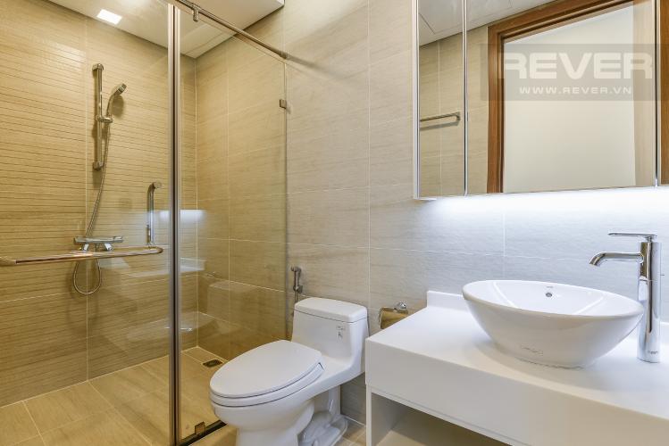Phòng tắm 1 Căn hộ Vinhomes Central Park 2 phòng ngủ tầng cao P6 view Quận 1
