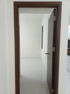 Phòng ngủ căn hộ Green River, Quận 8 Căn hộ Green River hướng ban công Đông Nam, view nội khu.